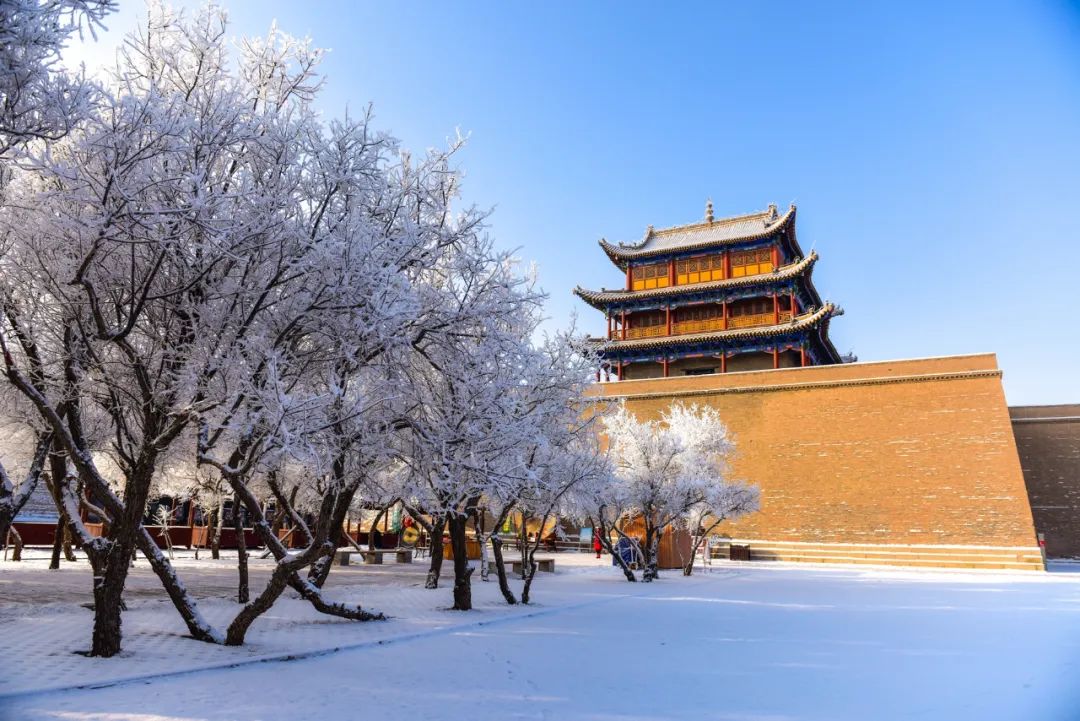 <b>【文旅風(fēng)采】| 冬天里的“天下第一雄關(guān)”</b>