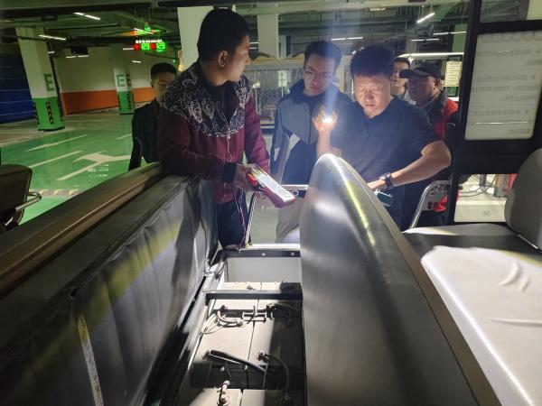 <b>【工作動態(tài)】| 關城景區(qū)攜手鐵塔公司打造國慶觀光電瓶車安全舒適新體驗</b>