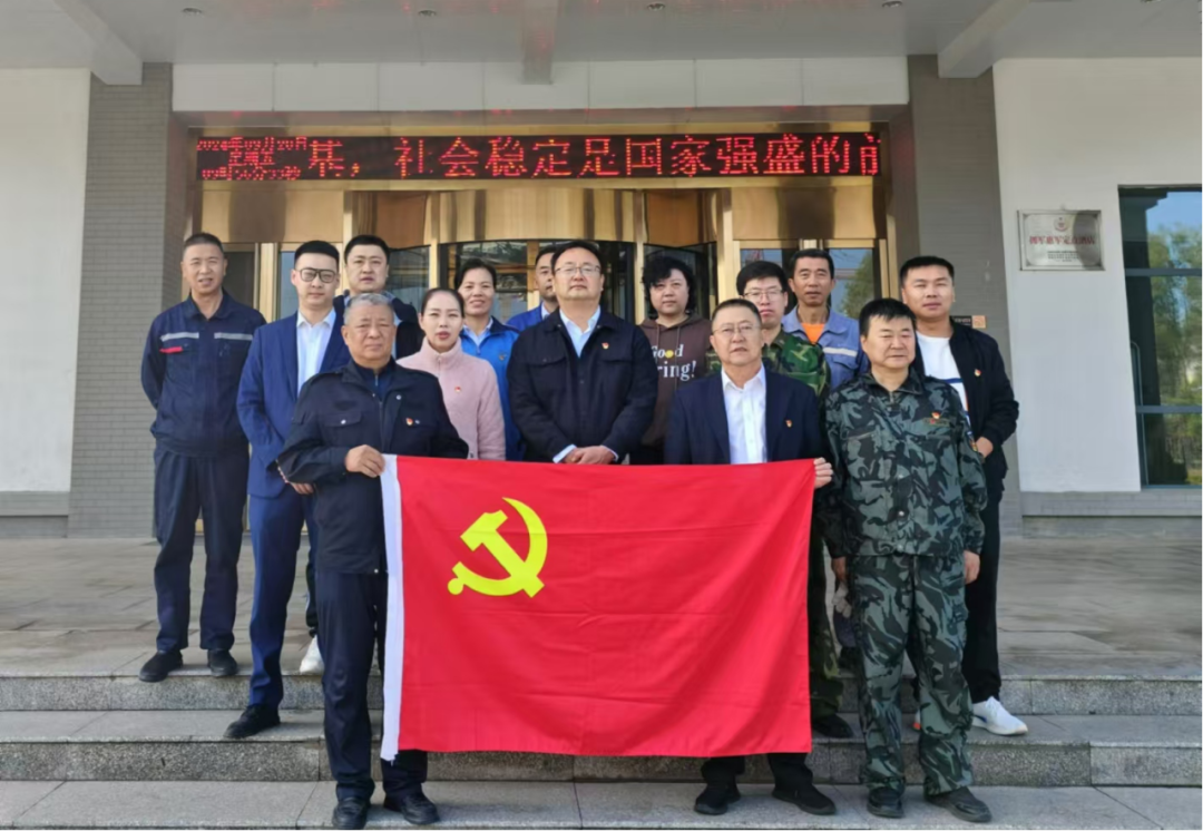 <b>【黨建專欄】| 酒店管理公司：黨員先行做表率 志愿服務(wù)展風(fēng)采</b>